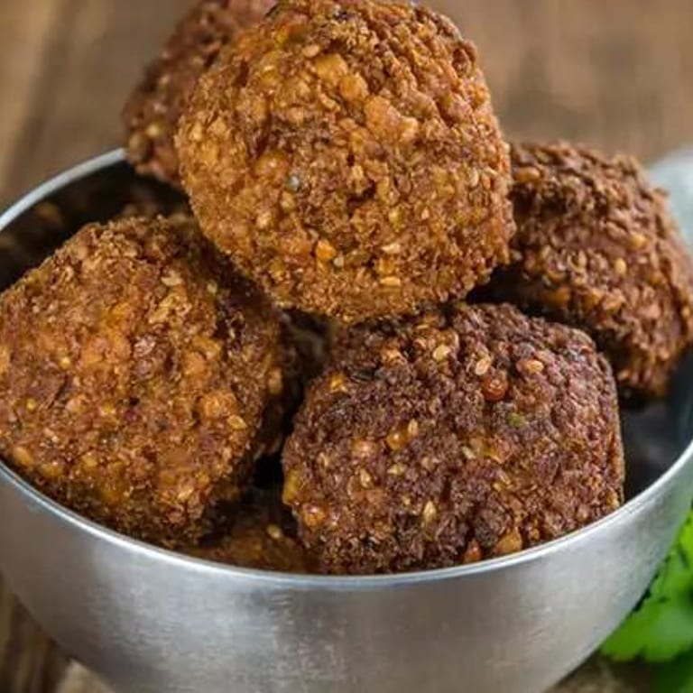 Delicious Falafel and More: Mediterranean and Middle Eastern Cuisine